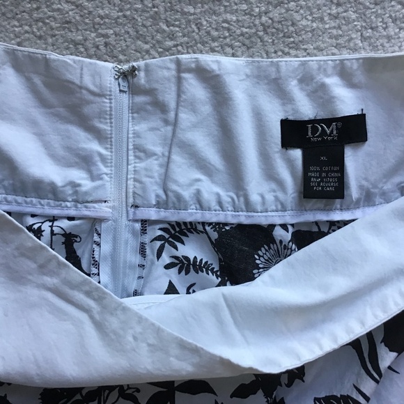 DM New York black & white skirt size XL - Picture 6 of 6